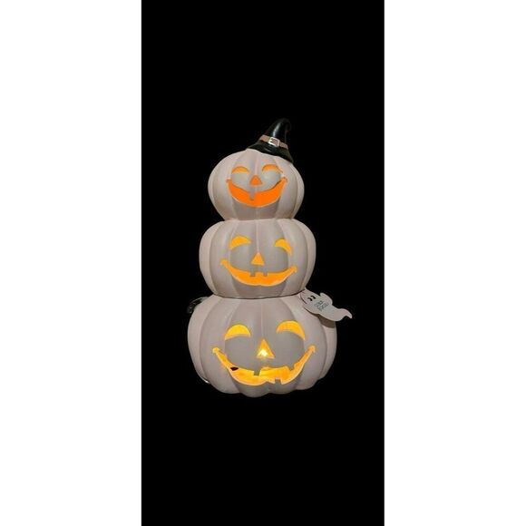 LED Stacked 3 tier Pink Halloween Pumpkins w witch hat - Picture 1 of 5